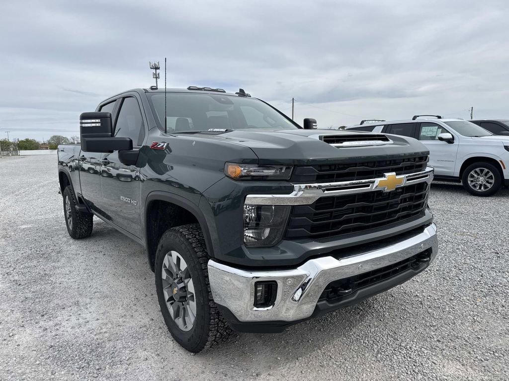 New 2026 Chevrolet Silverado 2500 LT w/ All Star Edition AWD/4WD image 1