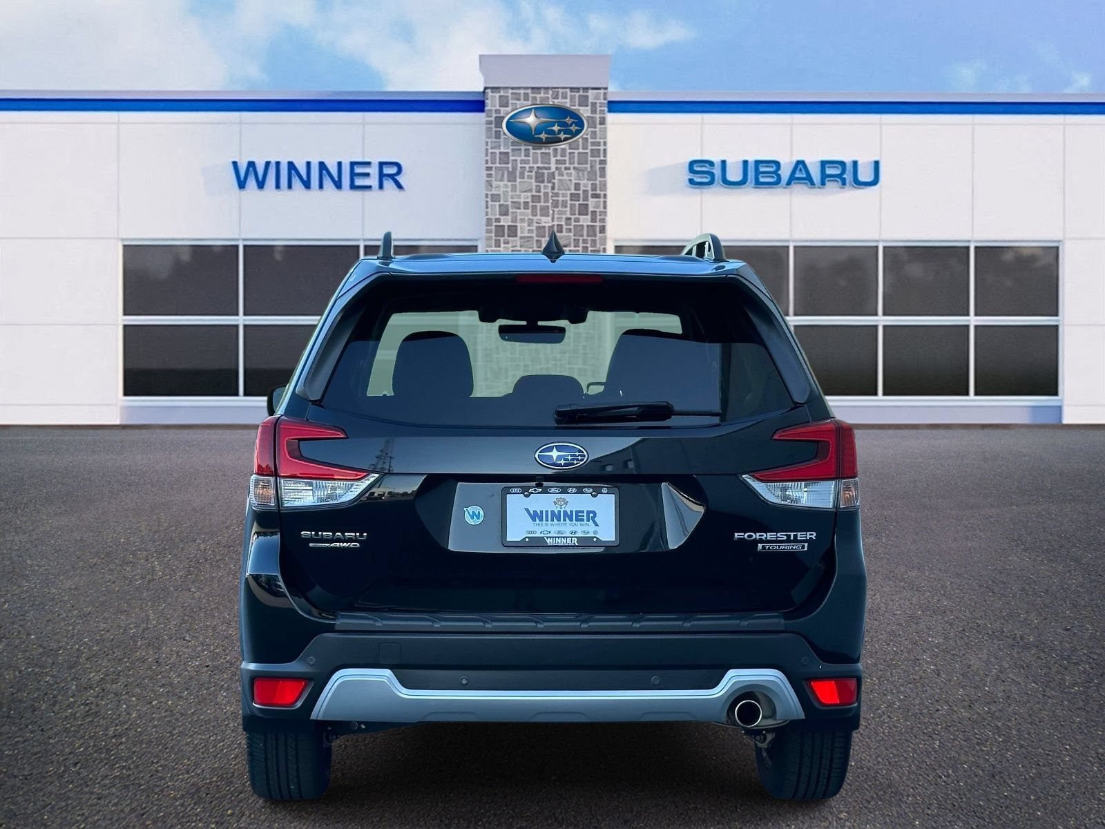 Used 2020 Subaru Forester Touring AWD/4WD image 4