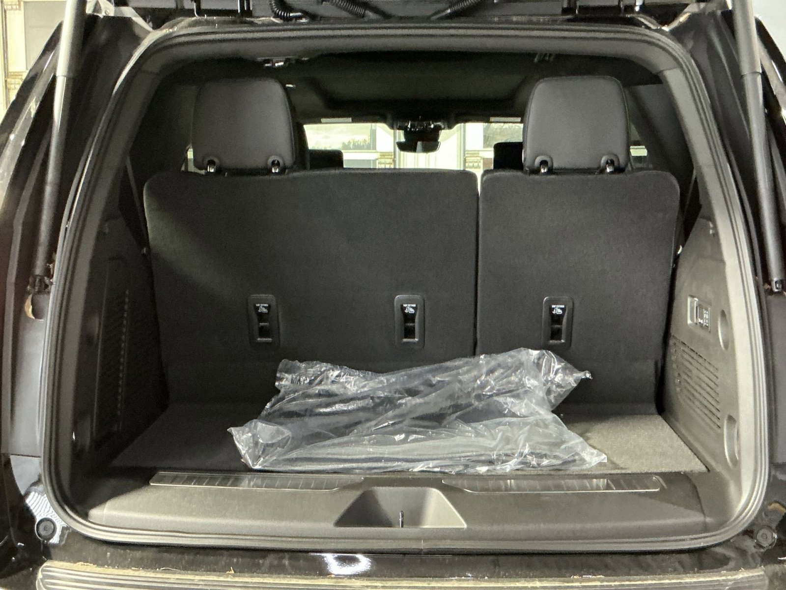 New 2026 Chevrolet Tahoe Premier image 35