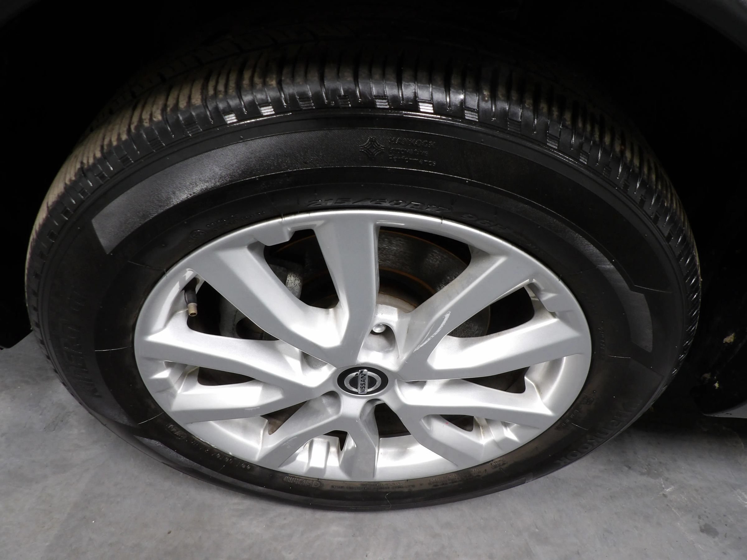 Used 2022 Nissan Rogue Sport S FWD image 23