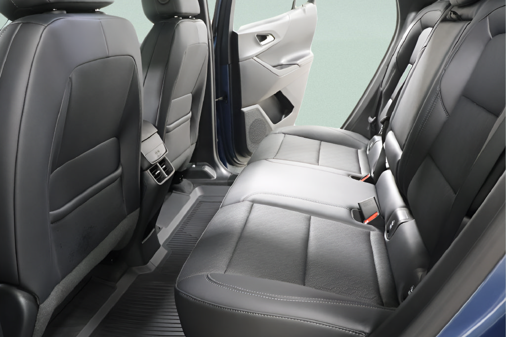 New 2027 Chevrolet Equinox LT w/ Convenience Package II FWD image 26