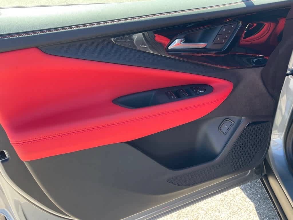 New 2025 Chevrolet Blazer EV RS RWD image 7