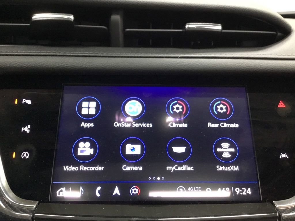 Used 2023 Cadillac XT6 Sport w/ Technology Package AWD/4WD image 34