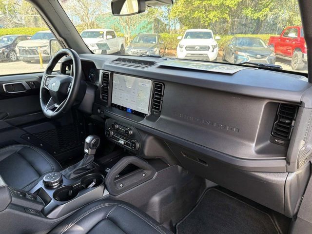 Used 2025 Ford Bronco Badlands w/ Sasquatch Package image 17