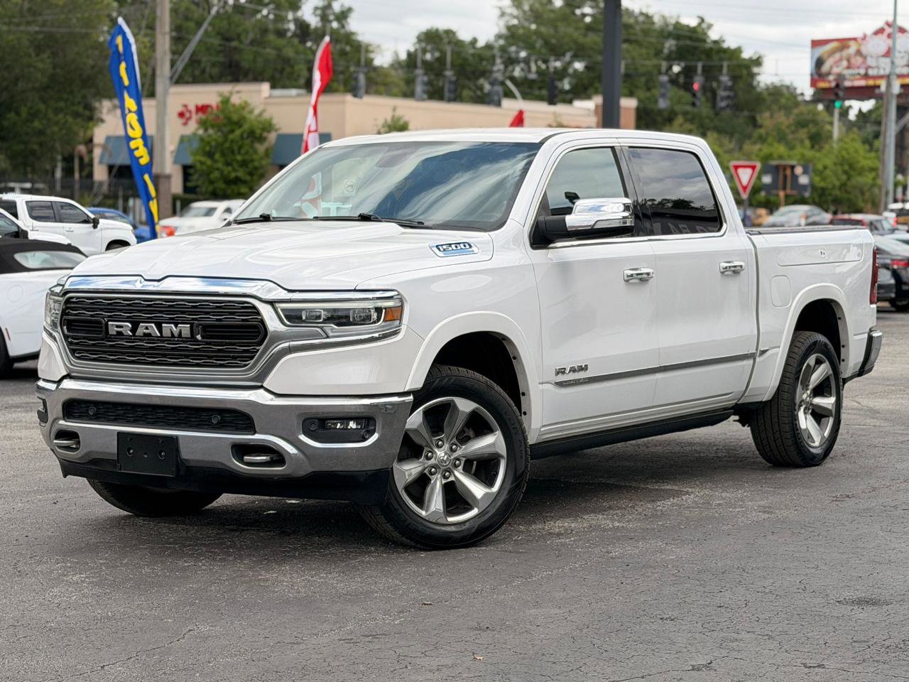 Used 2019 RAM 1500 Limited AWD/4WD image 1