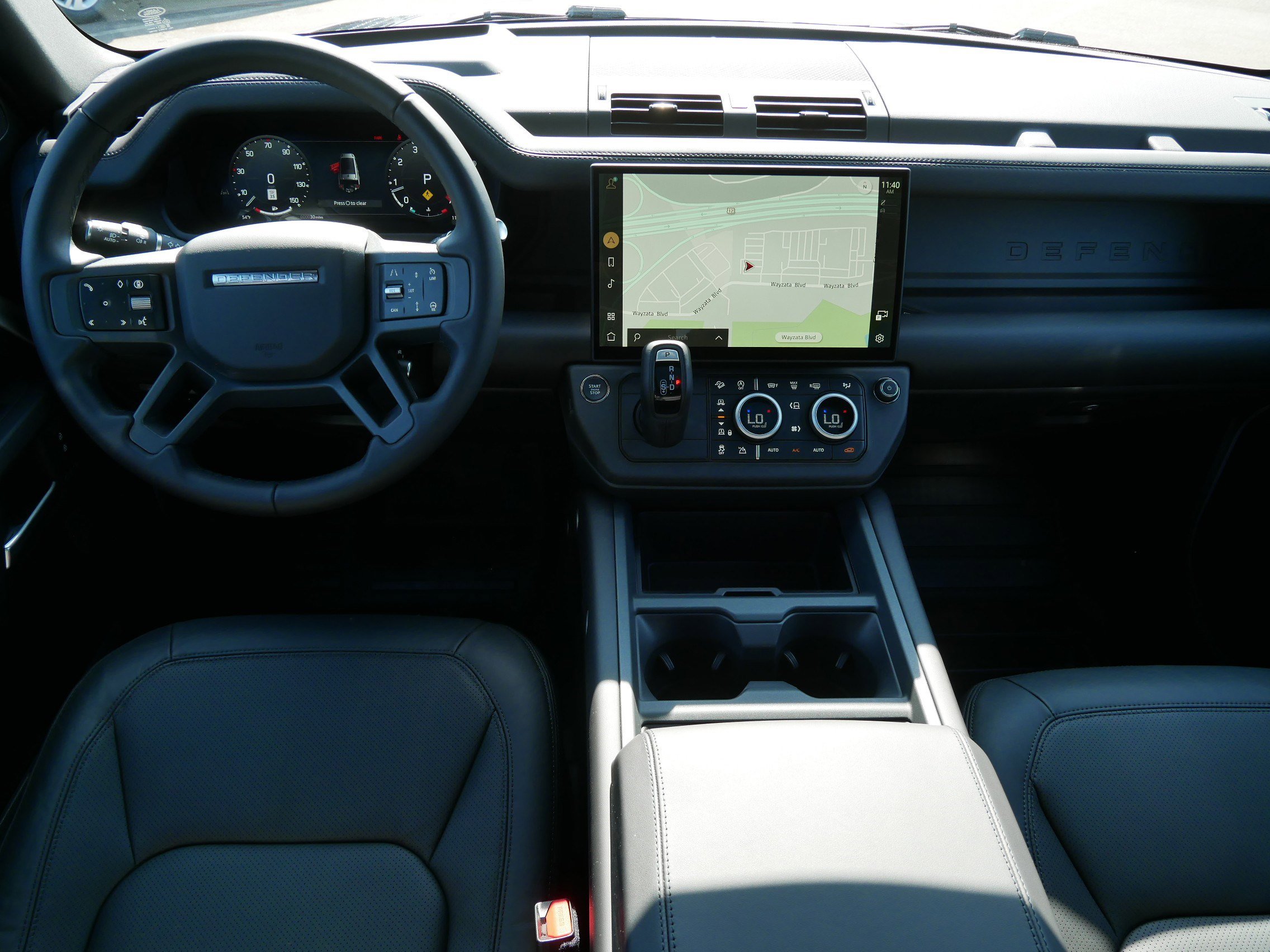 New 2026 Land Rover Defender 130 X-Dynamic SE AWD/4WD image 6