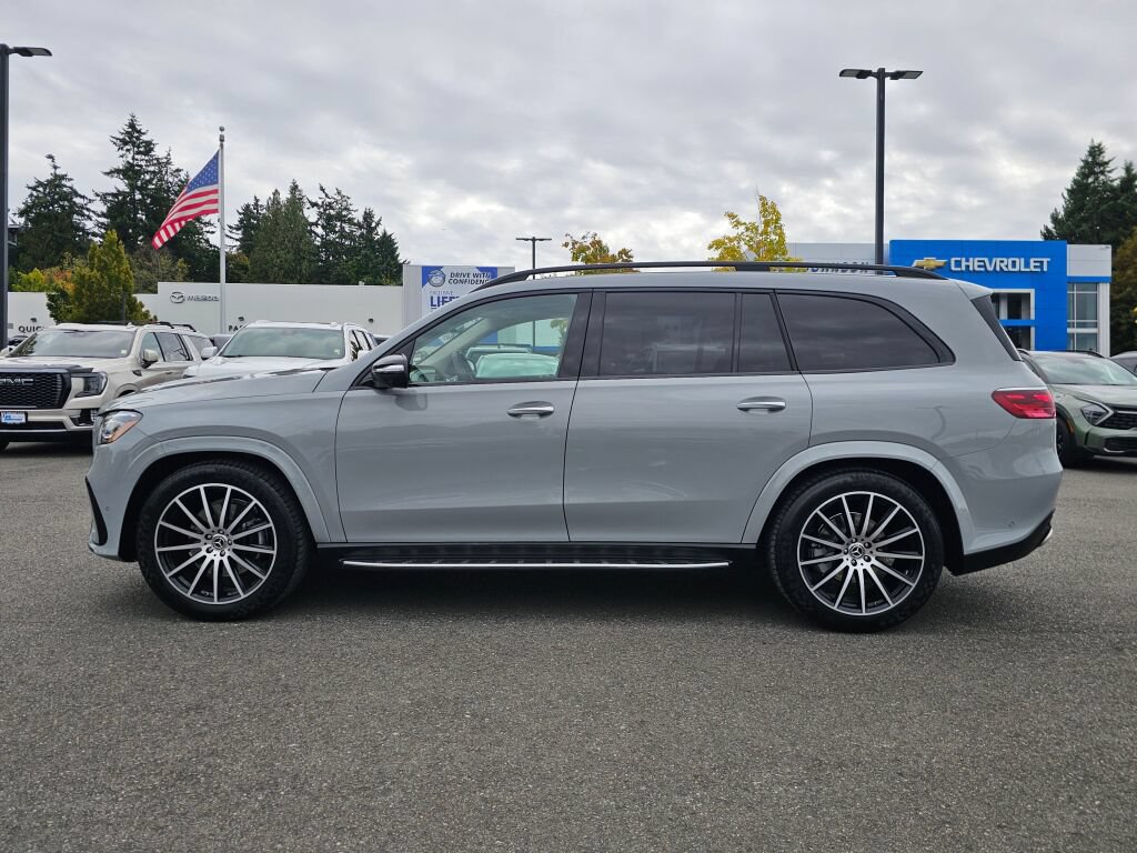 Used 2024 Mercedes-Benz GLS 580 4MATIC image 8