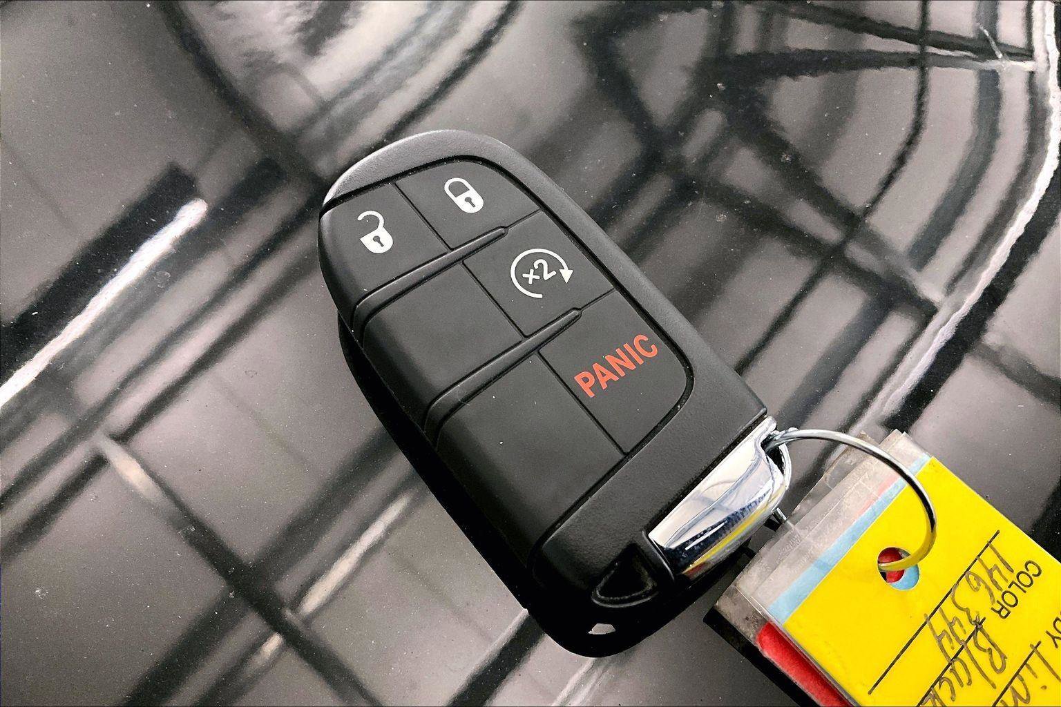 Used 2024 Jeep Compass Limited w/ High Altitude Package image 9