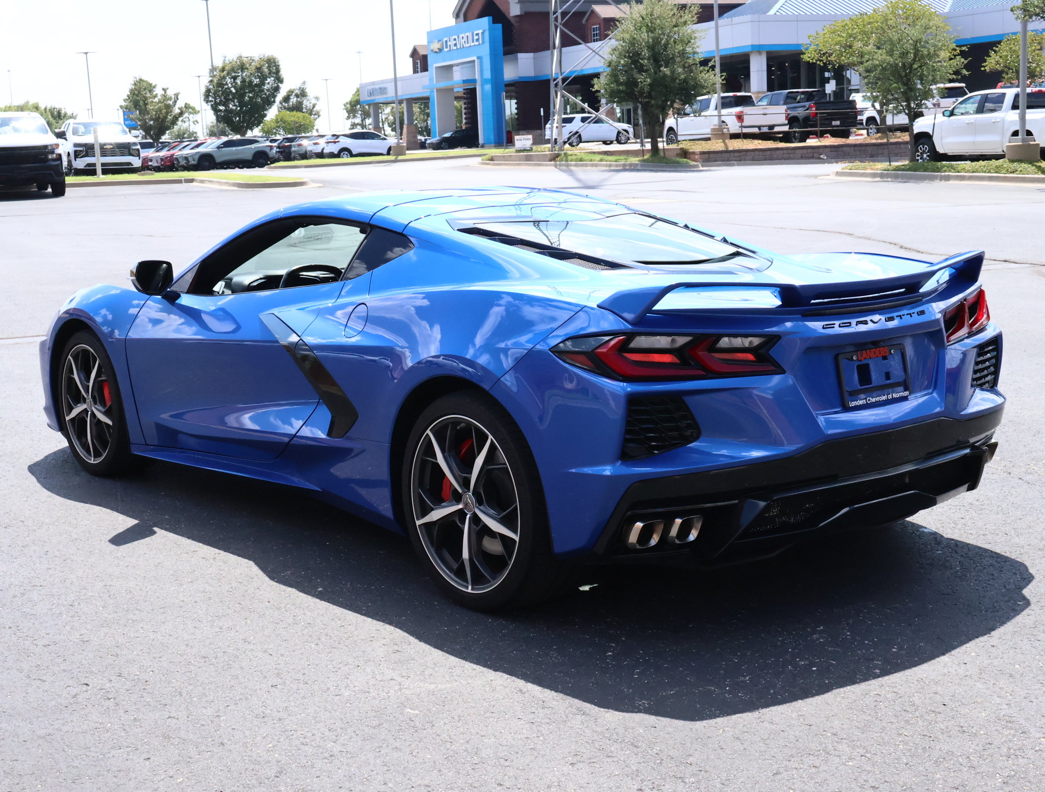 Used 2023 Chevrolet Corvette Stingray Coupe w/ Z51 Performance Package RWD image 7