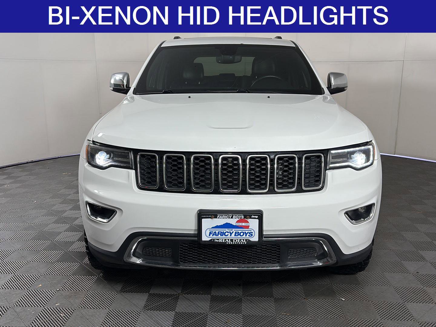 Used 2019 Jeep Grand Cherokee Limited w/ Luxury Group II image 4