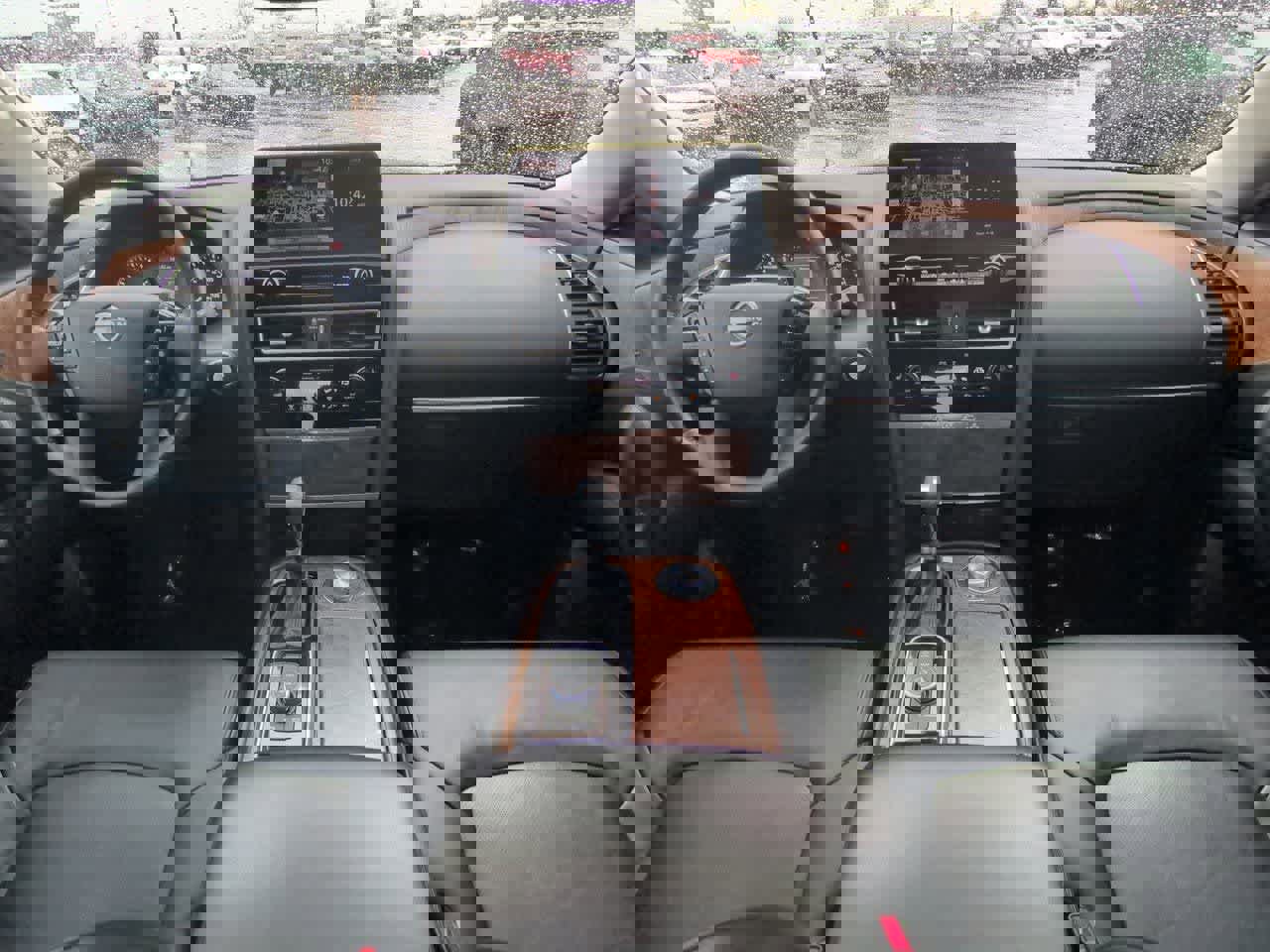 Used 2022 Nissan Armada SL w/ Captain's Chairs Package image 15