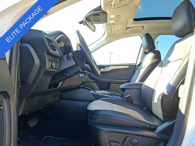 Certified 2022 Ford Escape Titanium w/ Titanium Elite Package image 13