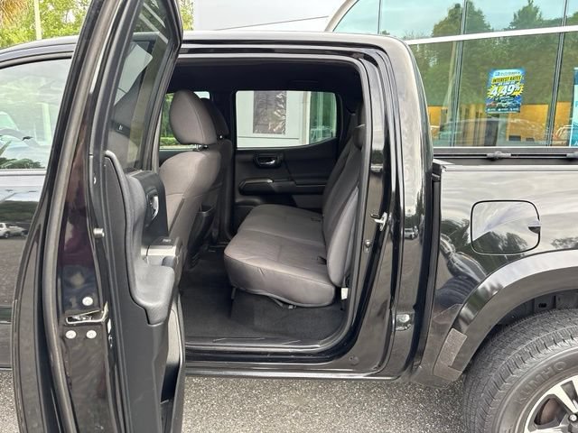 Used 2017 Toyota Tacoma TRD Sport w/ Tow Package (A/T) AWD/4WD image 24