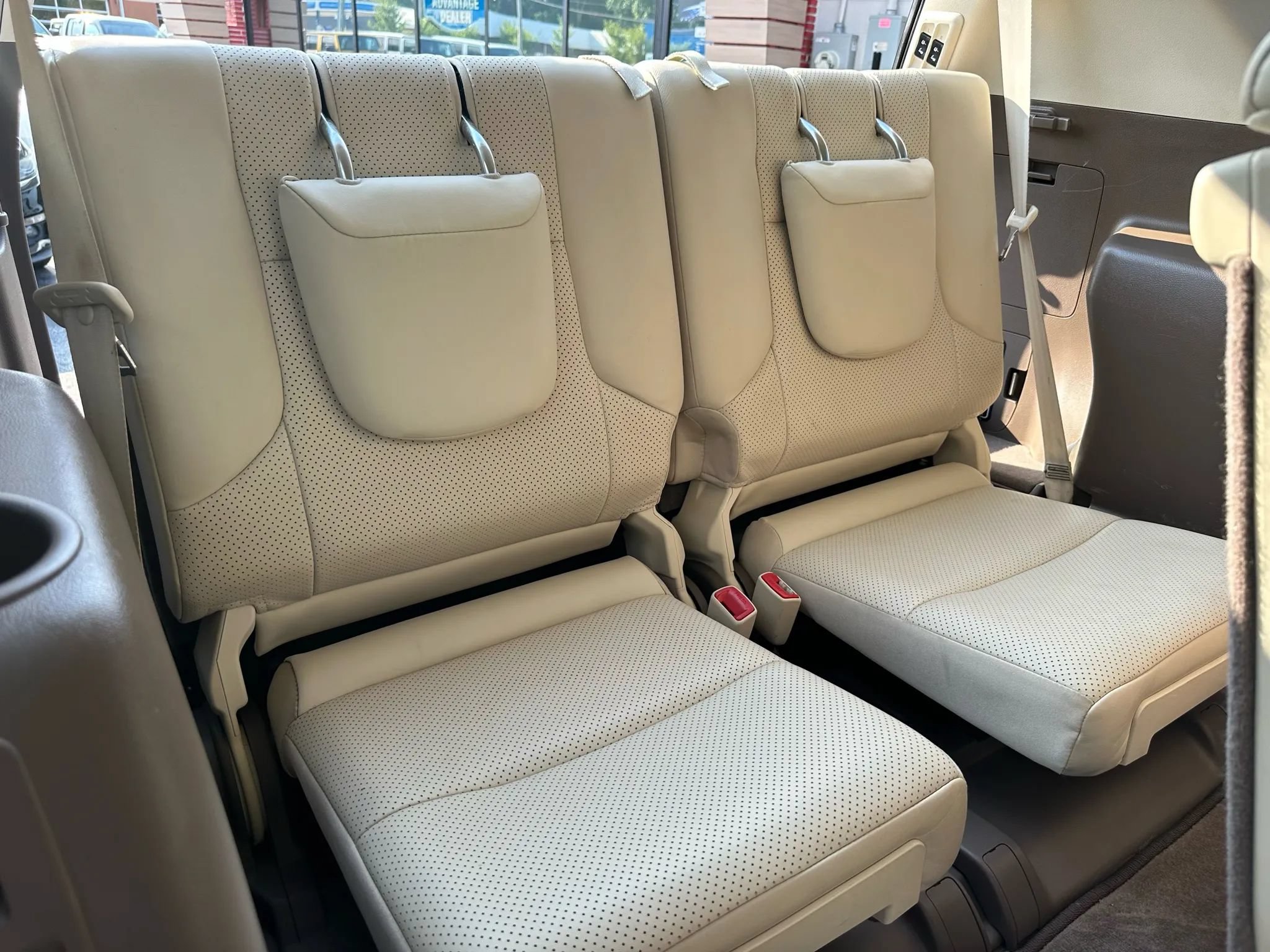 Used 2011 Lexus GX 460 w/ Comfort Plus Pkg AWD/4WD image 23