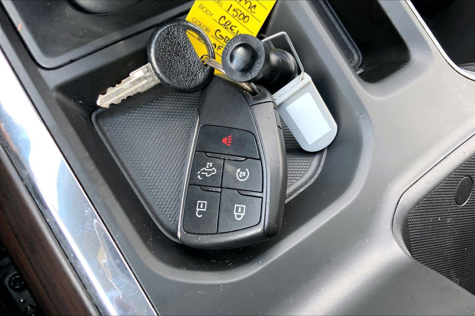 Used 2023 GMC Sierra 1500 SLT AWD/4WD image 14