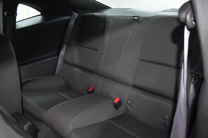 Used 2015 Chevrolet Camaro LT w/ 1LT Preferred Package RWD image 18