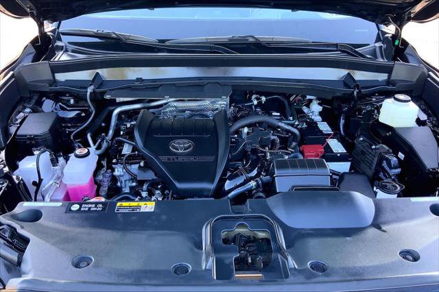 Certified 2026 Toyota Grand Highlander AWD image 31