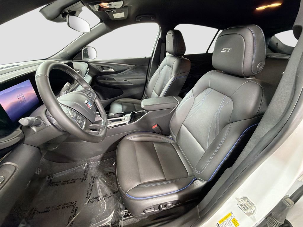 Used 2024 Buick Envista Sport Touring w/ Convenience I Package FWD image 22