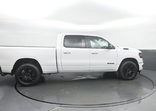 Used 2022 RAM 1500 Big Horn AWD/4WD image 6