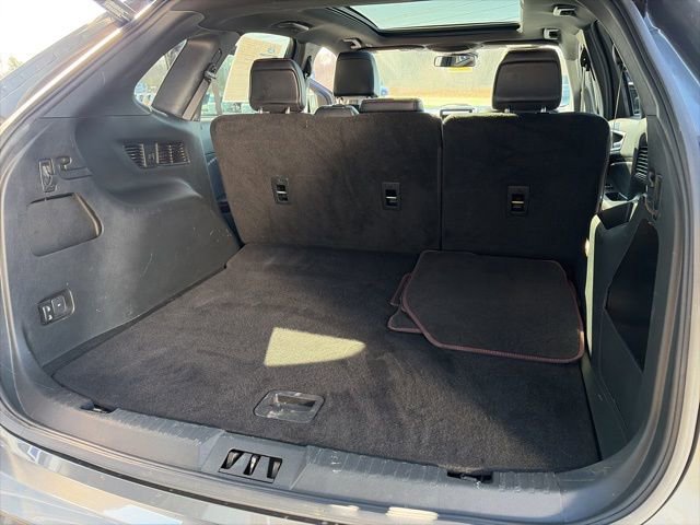 Used 2022 Ford Edge ST-Line AWD/4WD image 28