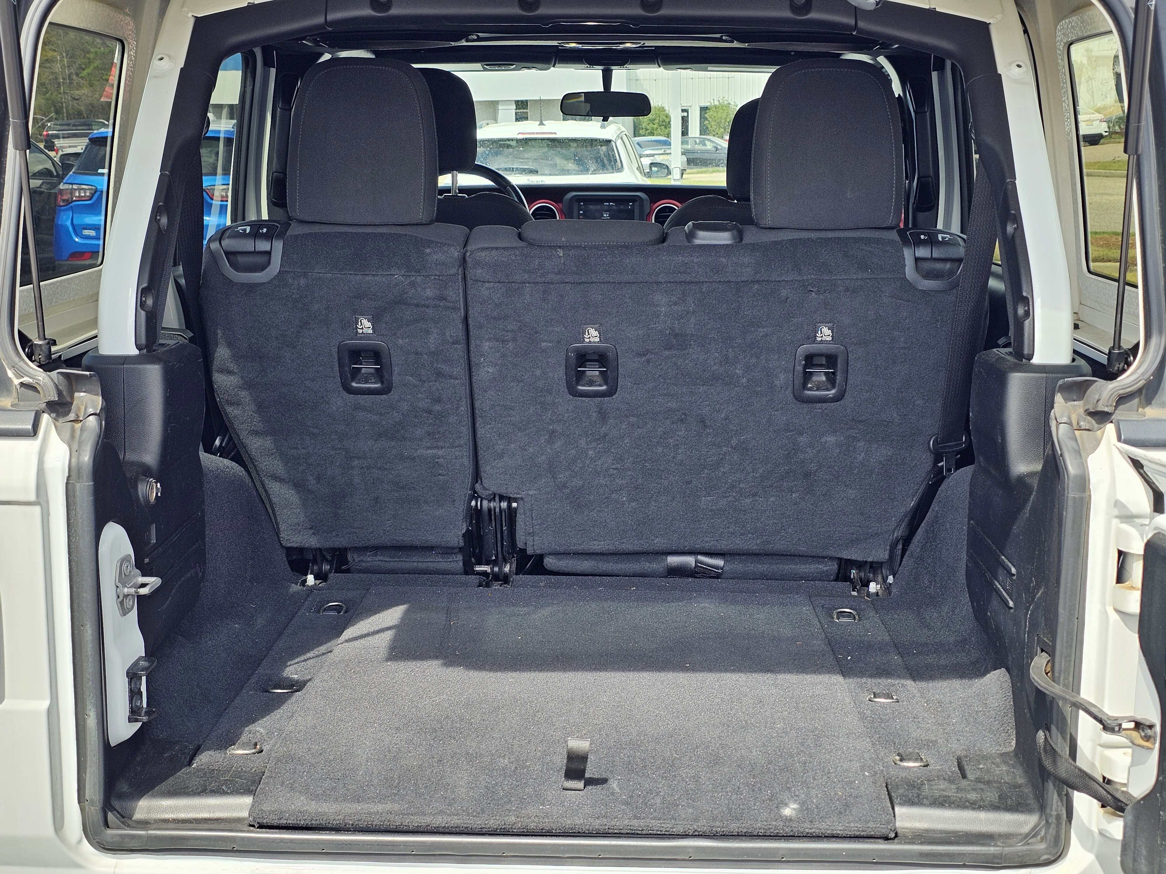 Used 2020 Jeep Wrangler Unlimited Rubicon AWD/4WD image 12