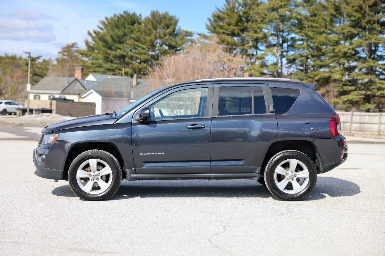 Used 2014 Jeep Compass Latitude w/ Sun/Sound Group image 2