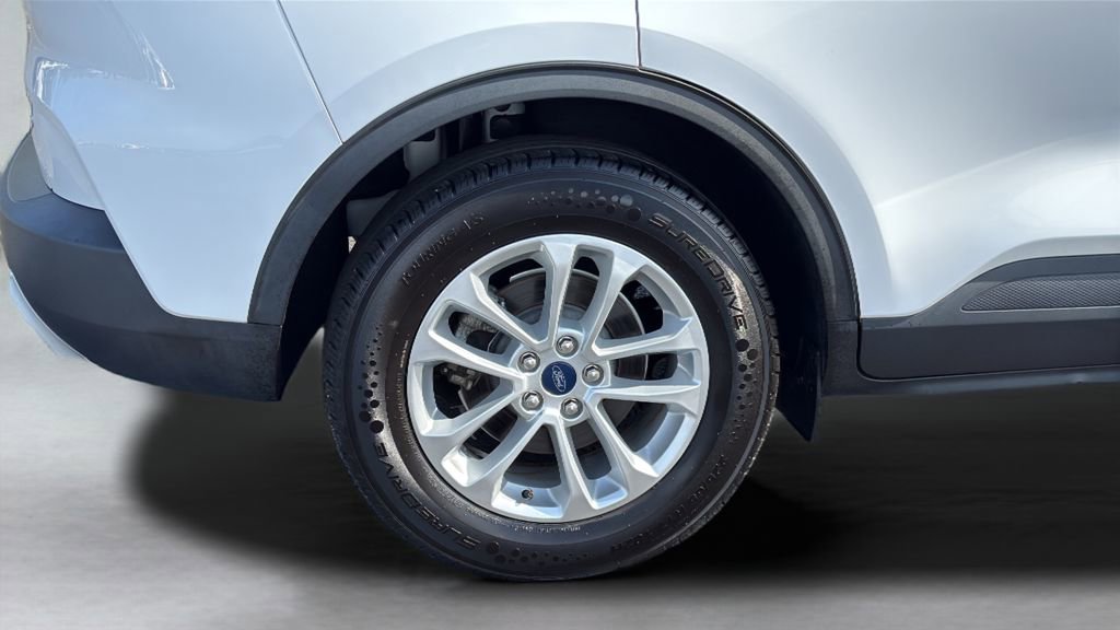 Used 2022 Ford Escape SE FWD image 17