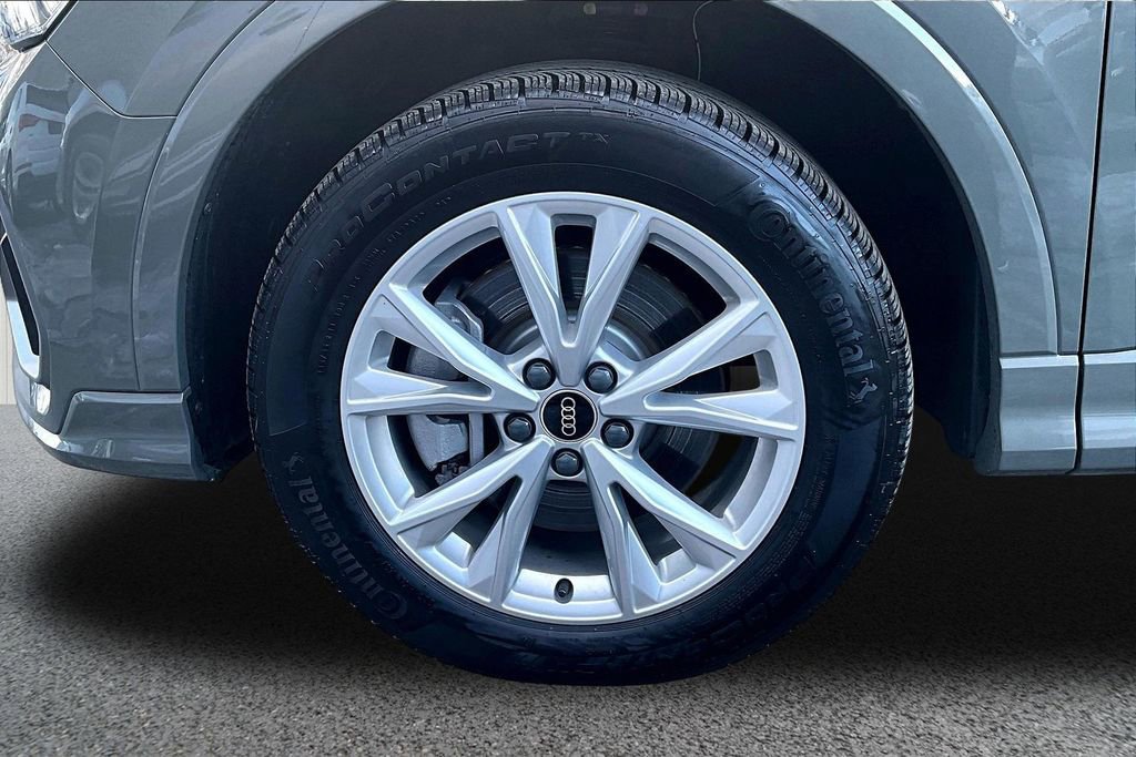 Used 2025 Audi Q3 2.0T Premium Plus w/ Premium Plus Package image 34