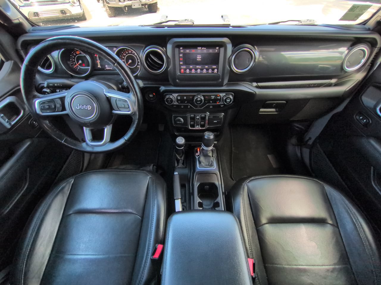 Used 2021 Jeep Wrangler Unlimited Sahara AWD/4WD image 15