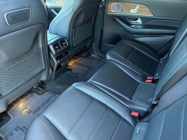 Used 2020 Mercedes-Benz GLS 450 4MATIC image 15