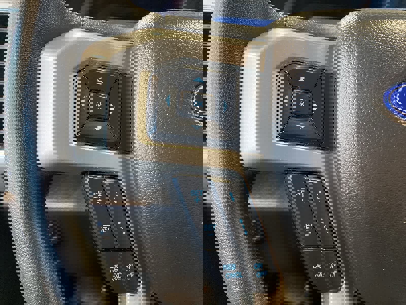 Certified 2022 Ford F350 Lariat w/ Lariat Ultimate Package image 20