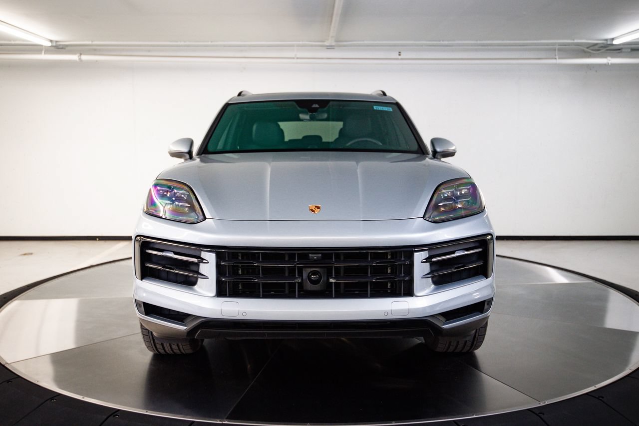 Certified 2026 Porsche Cayenne S AWD/4WD image 10