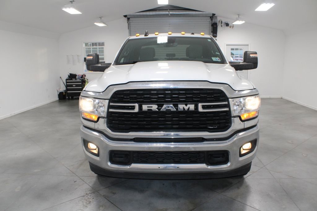 Used 2024 RAM 3500 Big Horn image 3