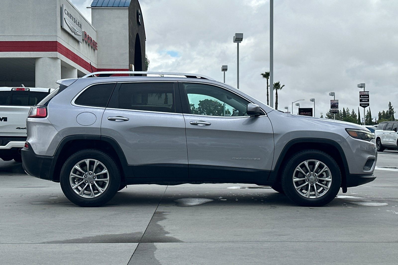 Used 2021 Jeep Cherokee Latitude Lux AWD/4WD image 7
