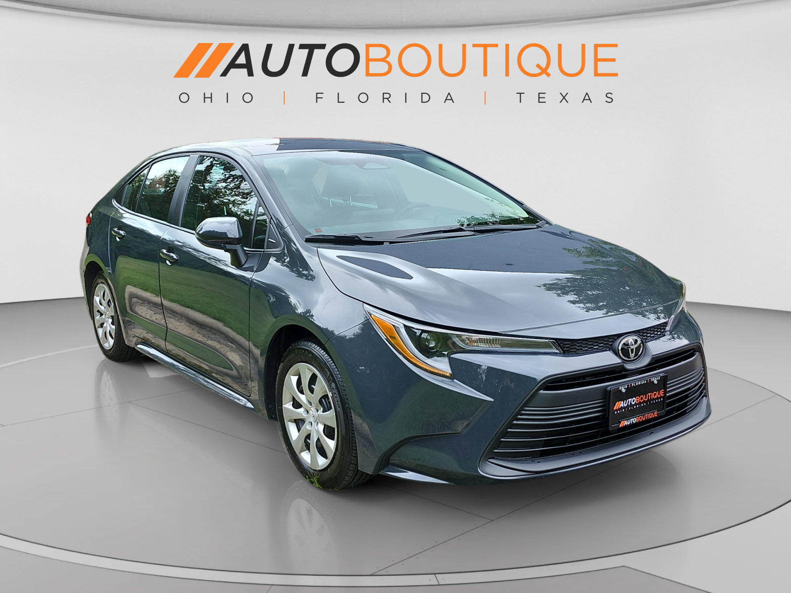 Used 2026 Toyota Corolla LE FWD image 11