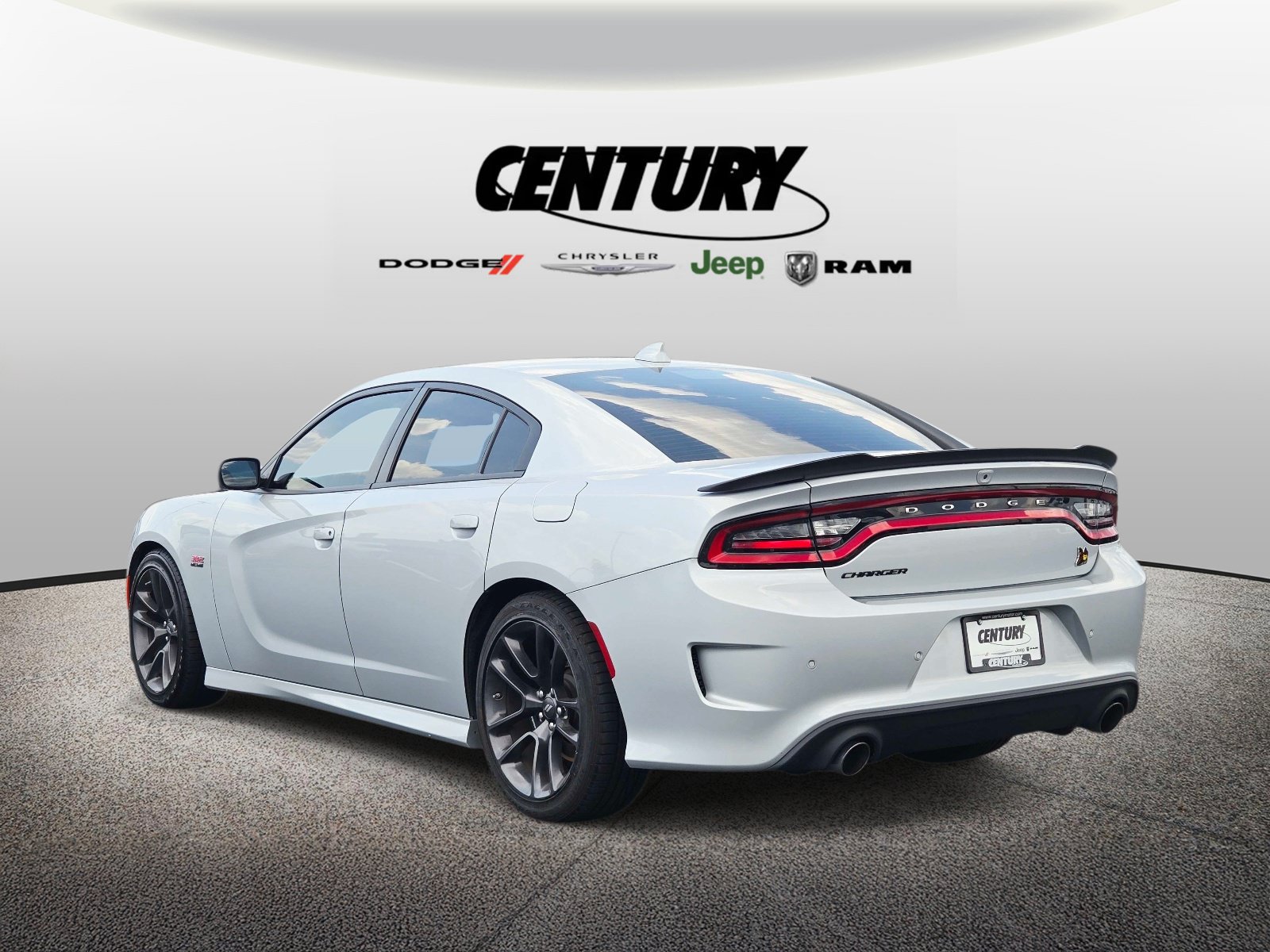 Used 2020 Dodge Charger Scat Pack w/ Plus Group RWD image 7