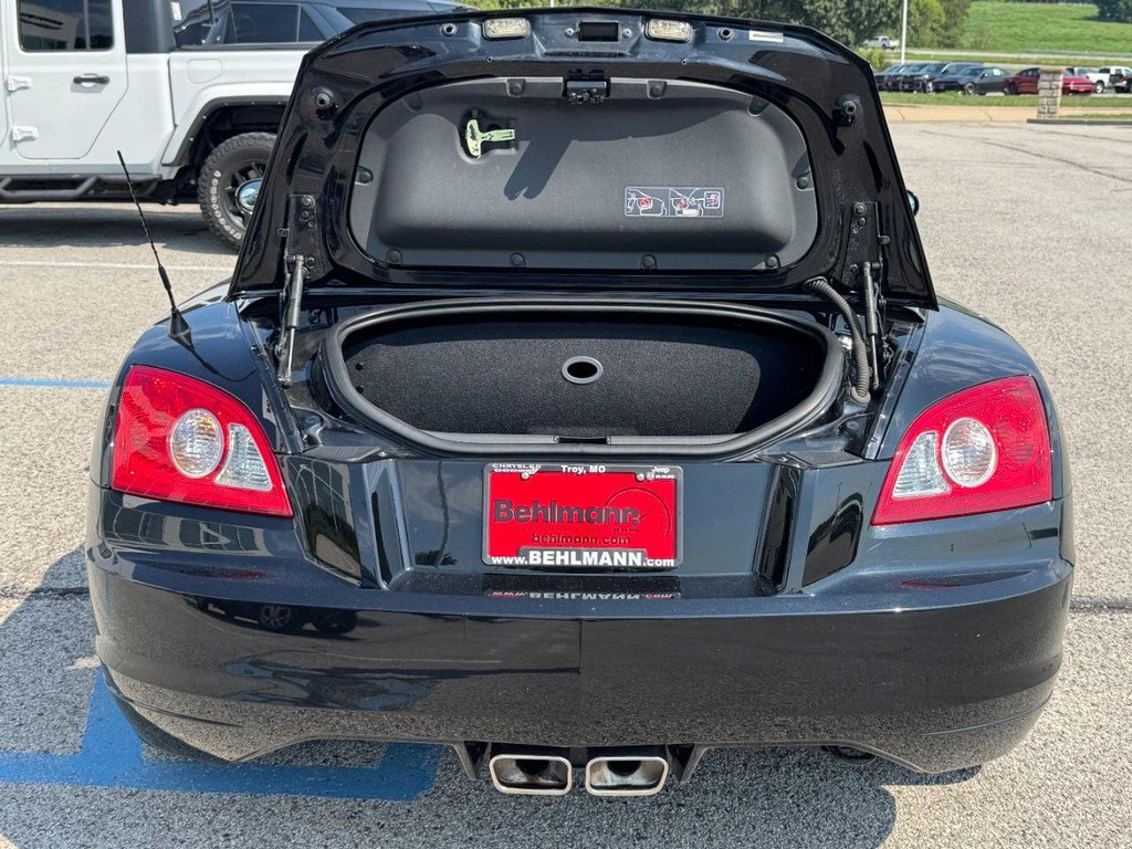 Used 2008 Chrysler Crossfire Limited RWD image 7