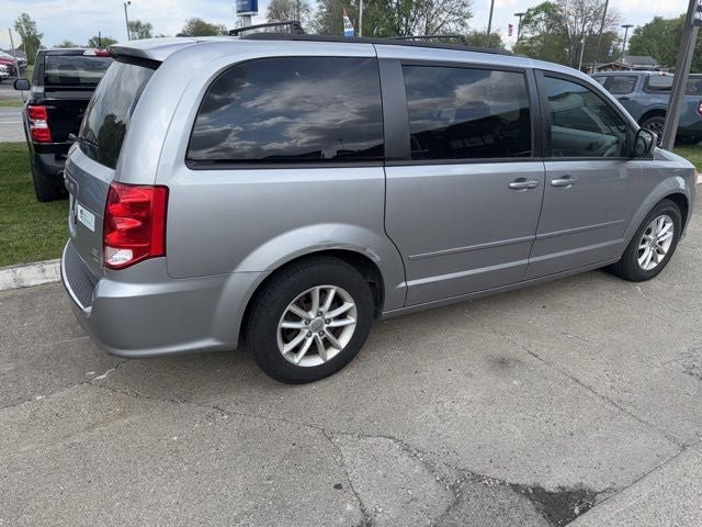 Used 2016 Dodge Grand Caravan SXT FWD image 7