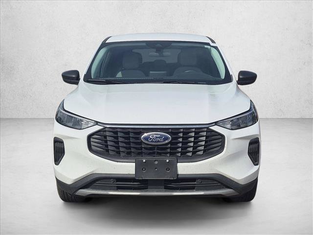 Used 2025 Ford Escape Active w/ Cold Weather Package AWD/4WD image 2