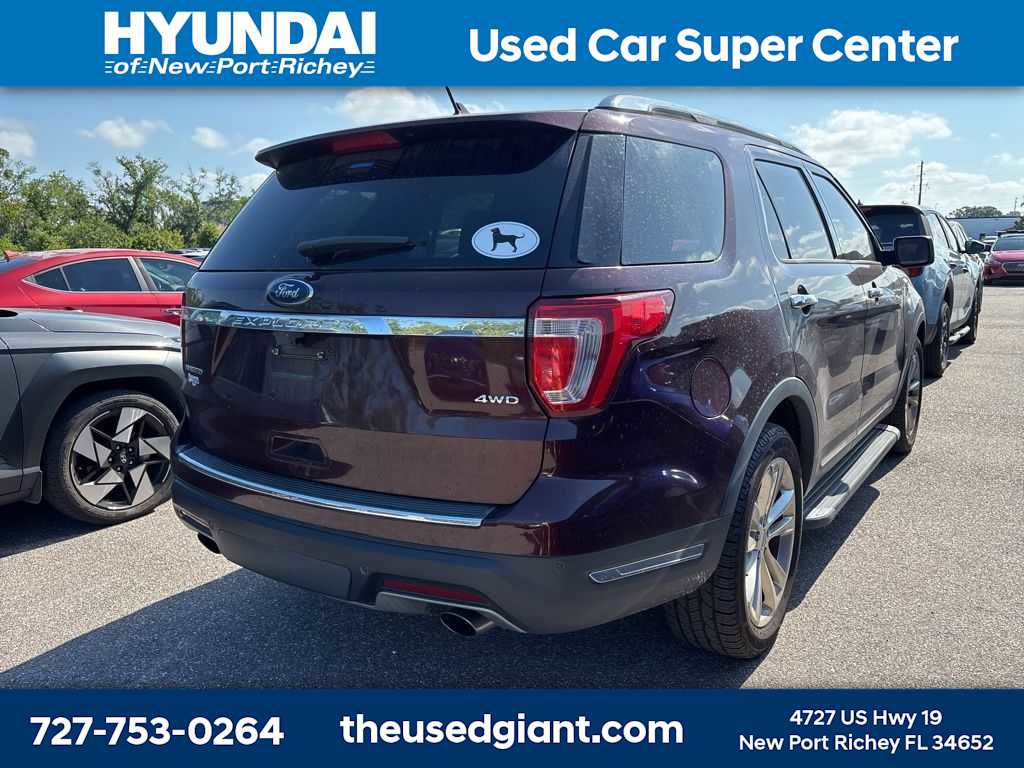 Used 2019 Ford Explorer Limited w/ Class II Trailer Tow Package FWD image 3
