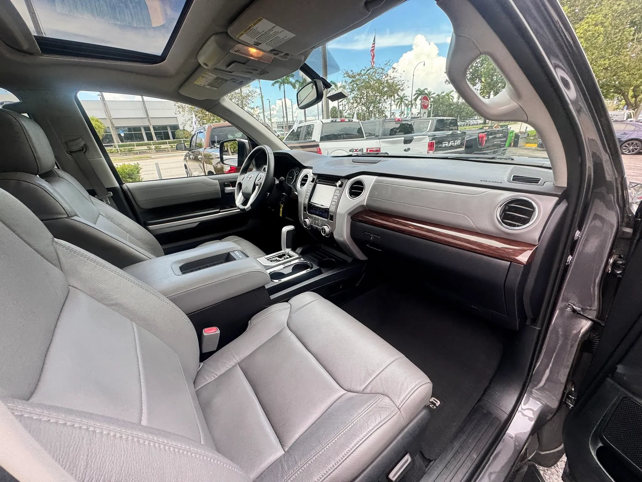 Used 2017 Toyota Tundra Limited w/ TRD Off Road Package RWD image 32