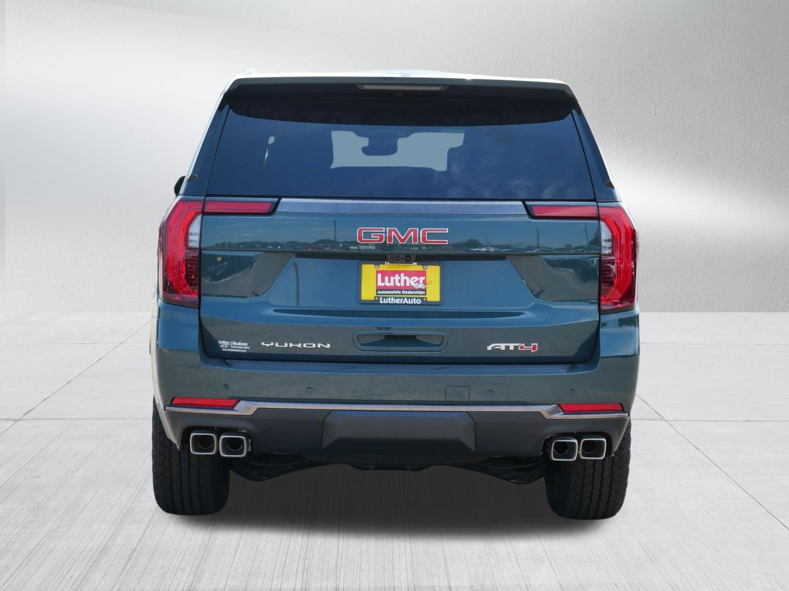 New 2026 GMC Yukon AT4 Ultimate w/ LPO, Floor Liner Package AWD/4WD image 4