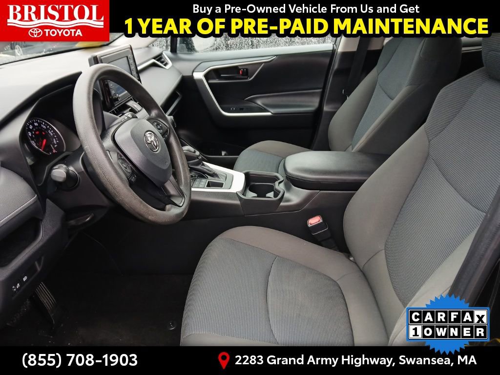 Used 2021 Toyota RAV4 LE image 14