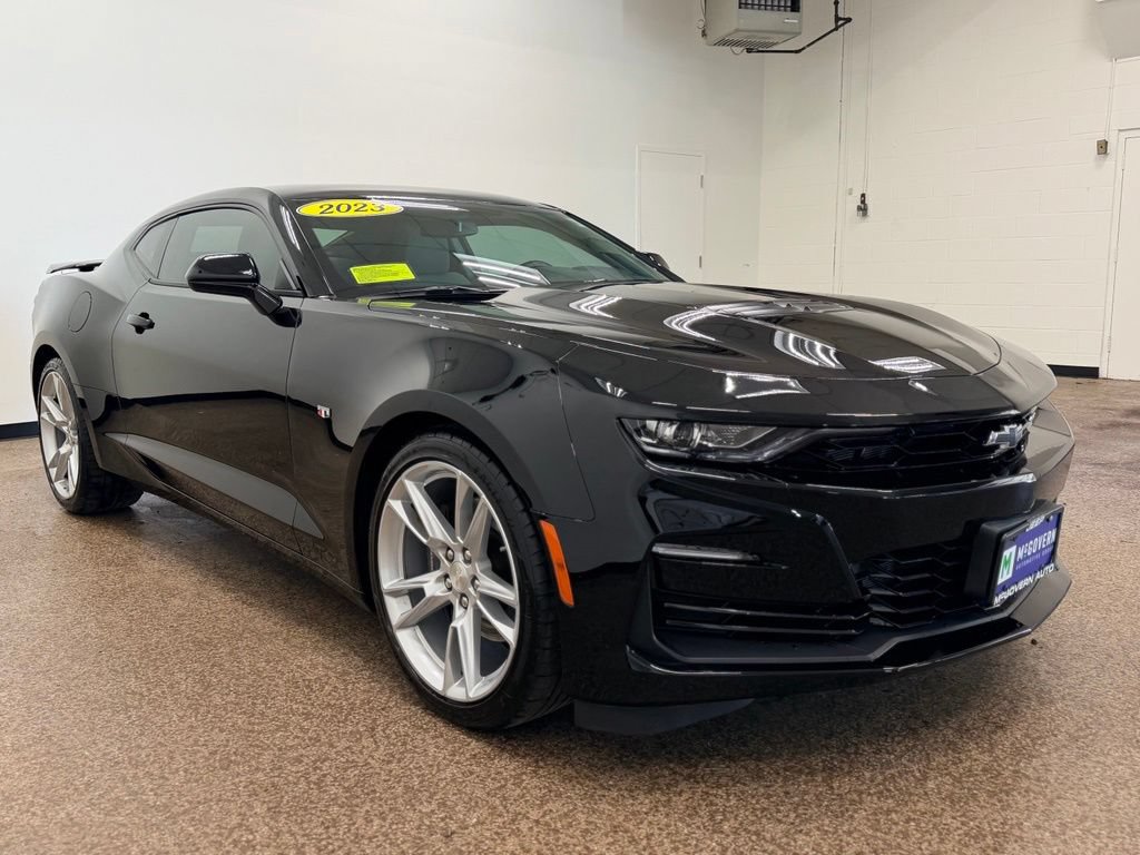 Used 2023 Chevrolet Camaro SS RWD image 8