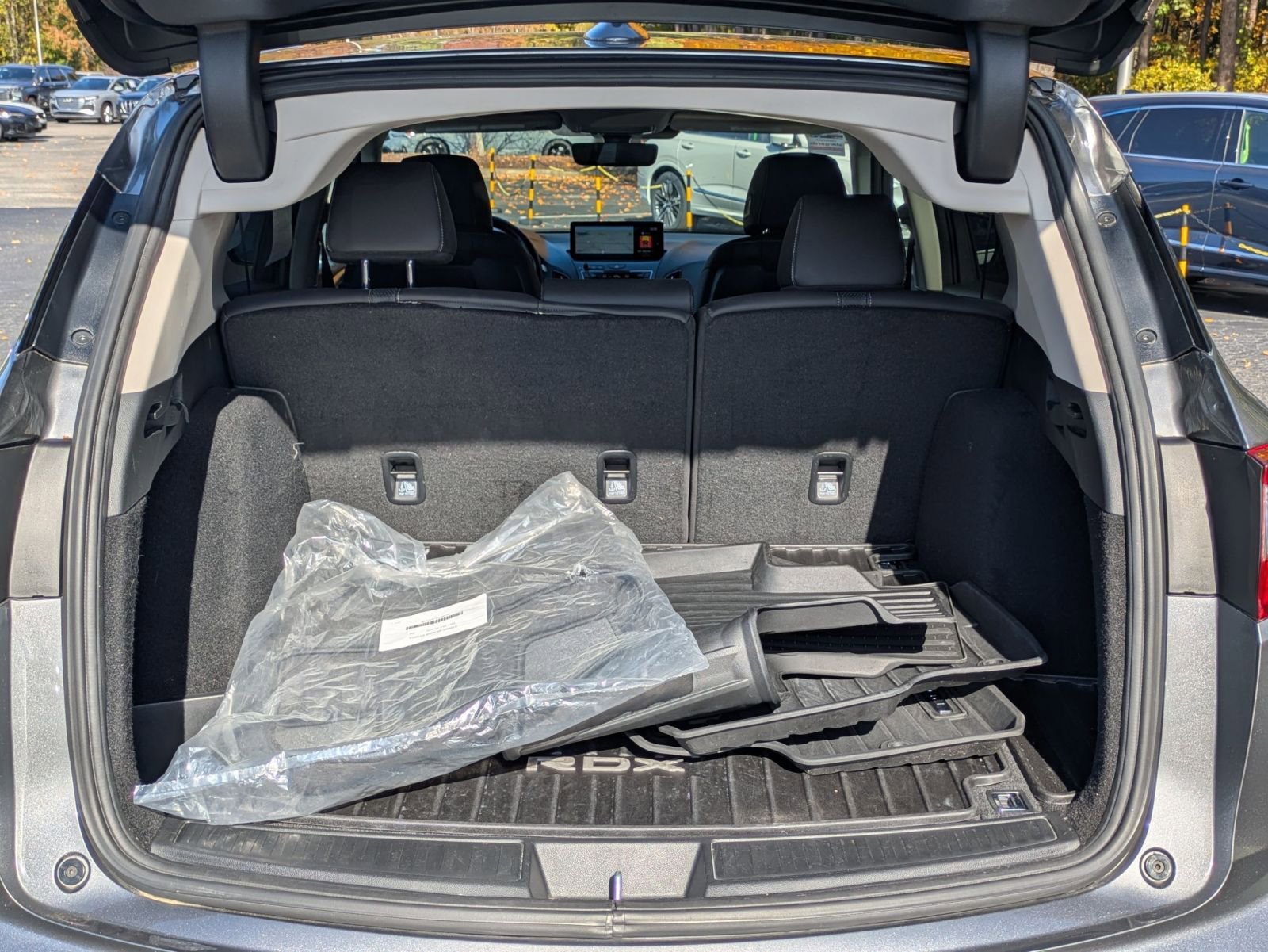 Certified 2023 Acura RDX FWD w/ Technology Package image 27