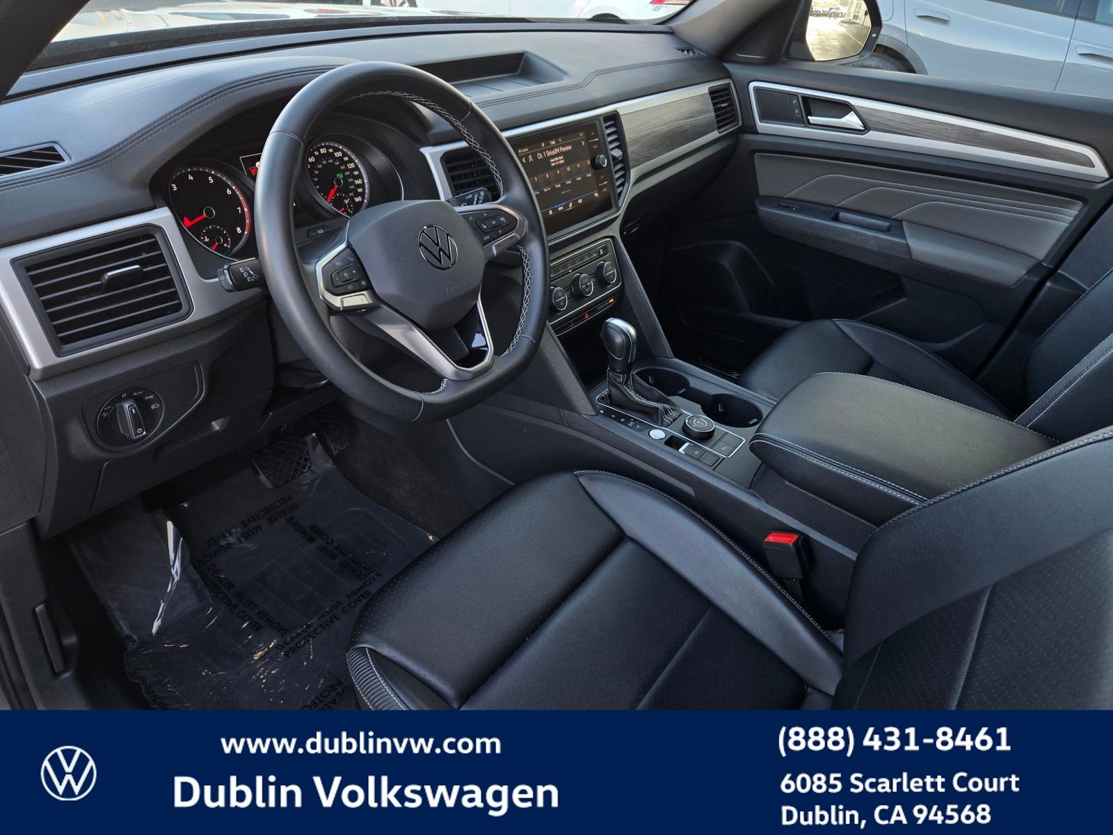 Certified 2021 Volkswagen Atlas Cross Sport SE w/ Panoramic Sunroof Package image 9