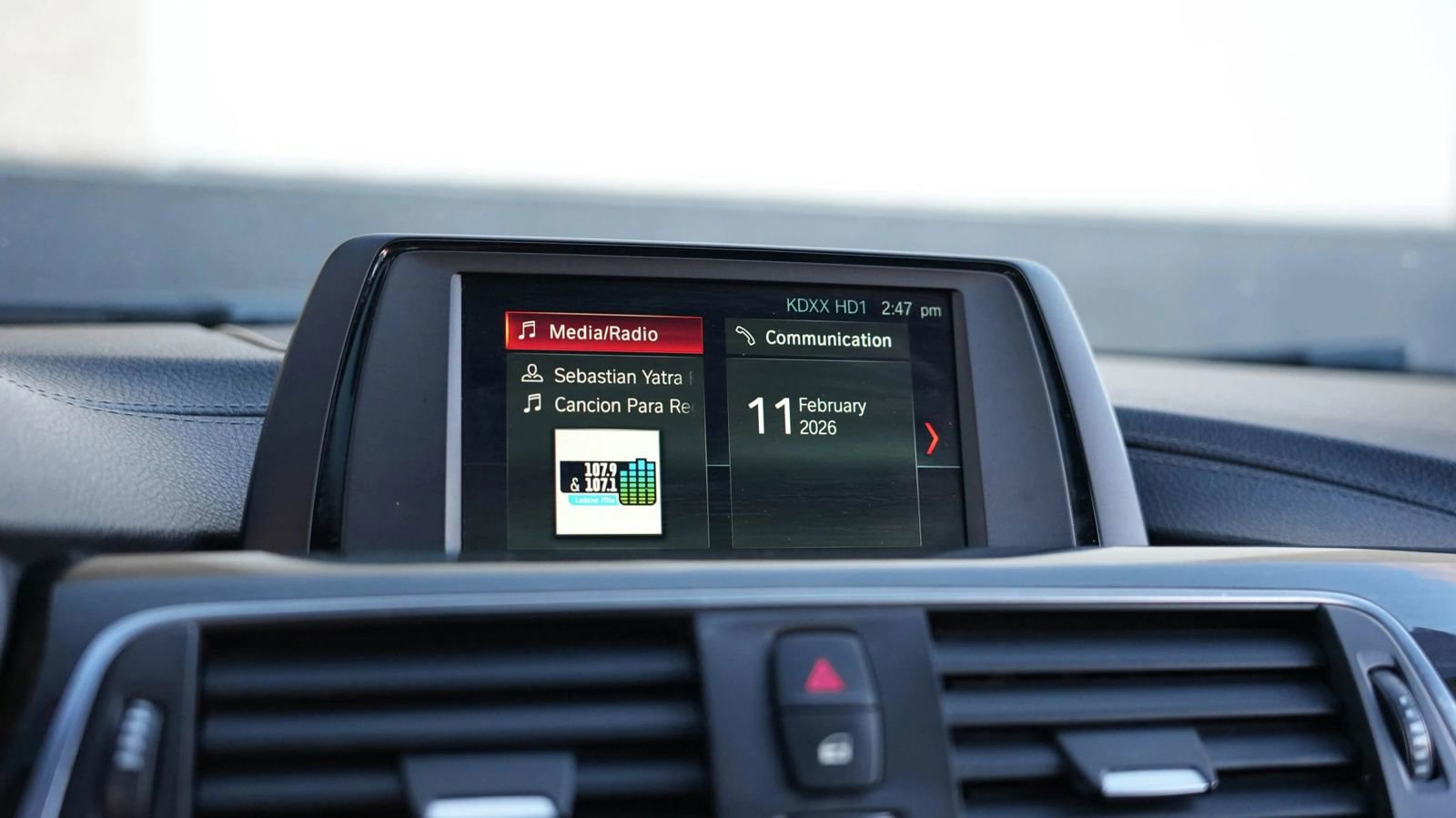 Used 2018 BMW 330i xDrive Sedan w/ Convenience Package image 37