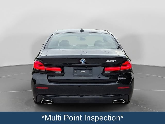 Used 2023 BMW 530i w/ Premium Package RWD image 6