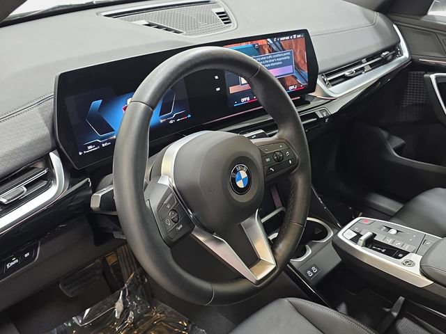 Certified 2025 BMW X2 xDrive28i AWD/4WD image 12