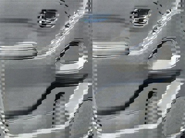 New 2026 Nissan Frontier SV image 6